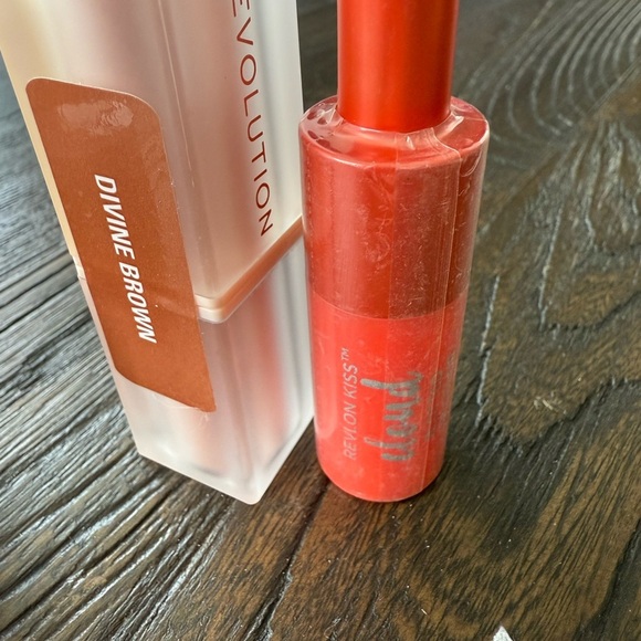 New Lipstick Bundle! - Picture 4 of 7